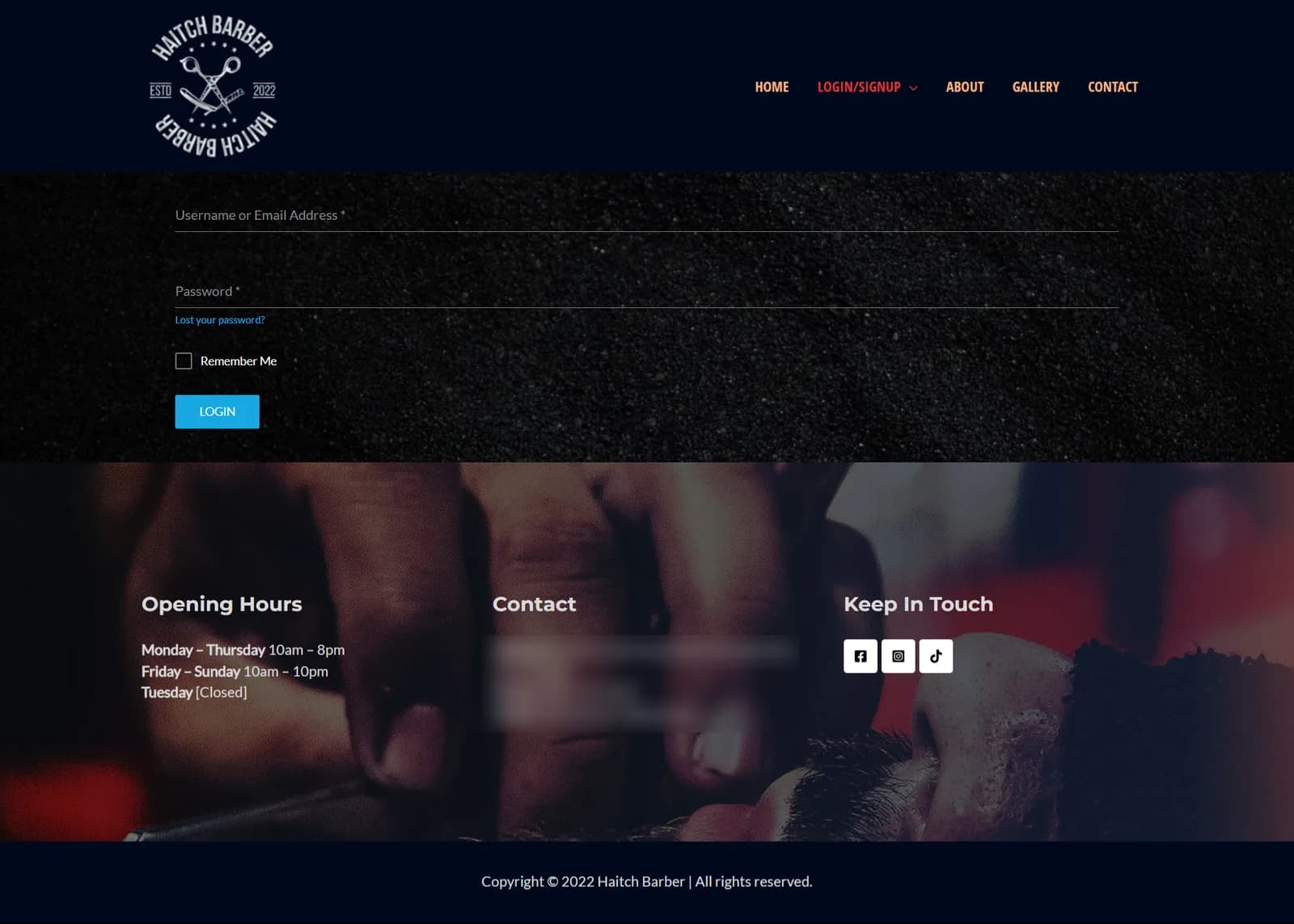 Customer login screen with username, password, Remember Me checkbox and a blue Login button on a dark textured page.